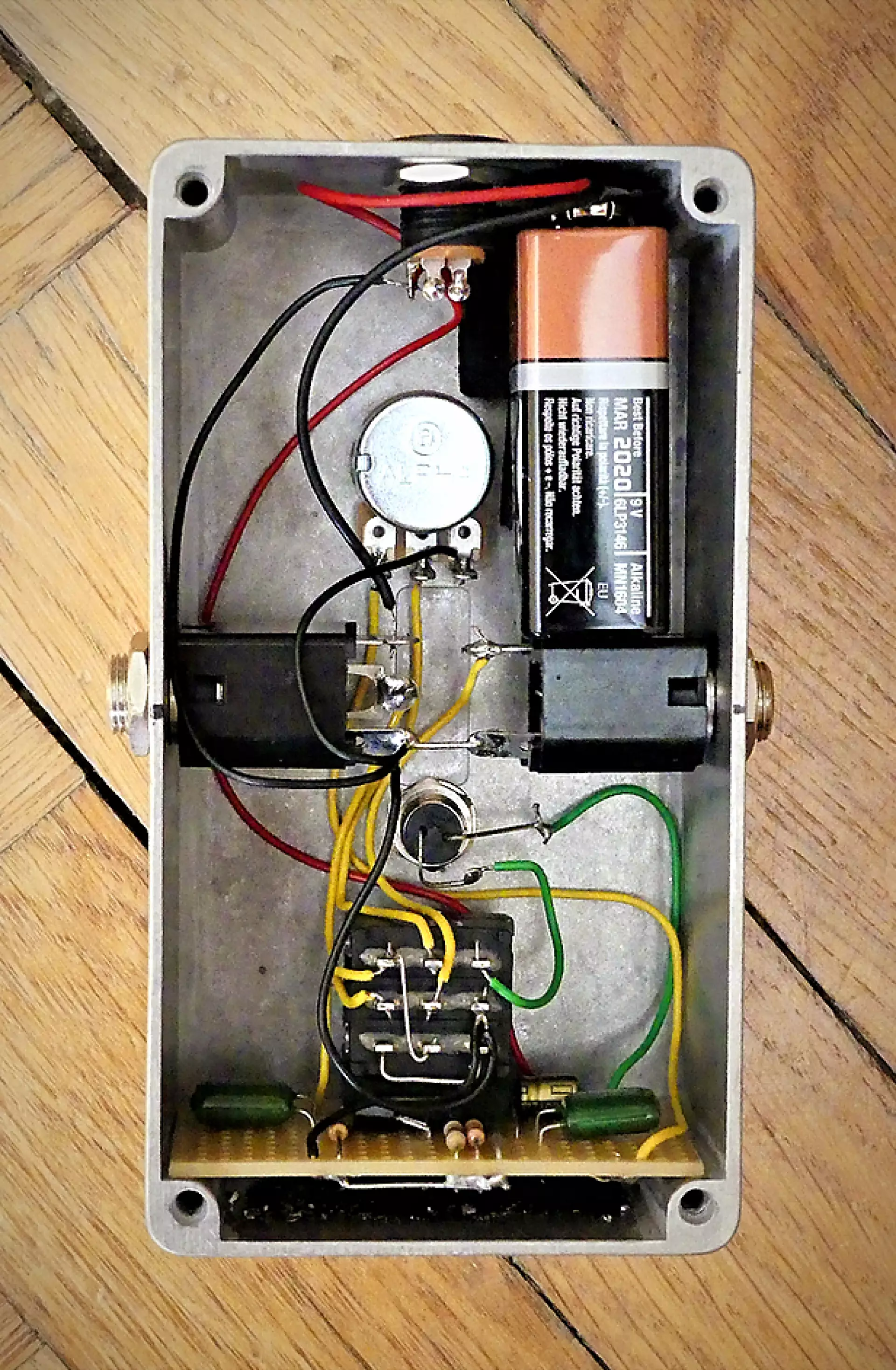 LP Boost GF AUDIO effect pedal